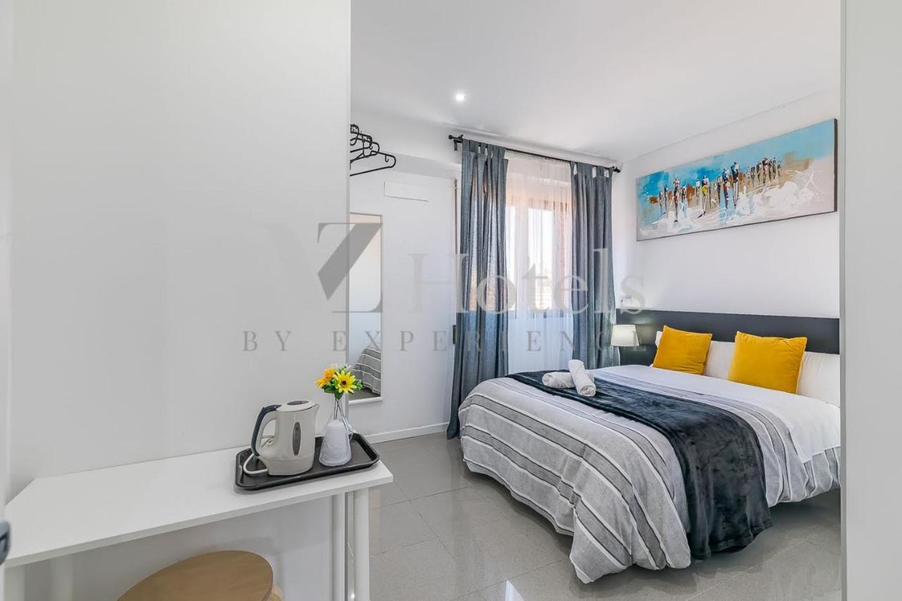 Ayz Sierra De Meira - Auto Check-In Property (Adults Only) Madrid Exterior photo